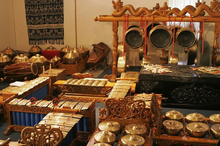 Alat musik Gamelan Kyai Cikoko